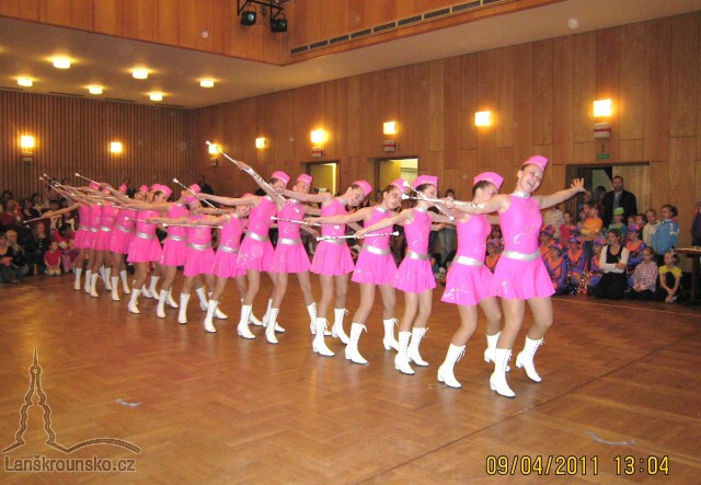 Dvorska jednicka 104.jpg